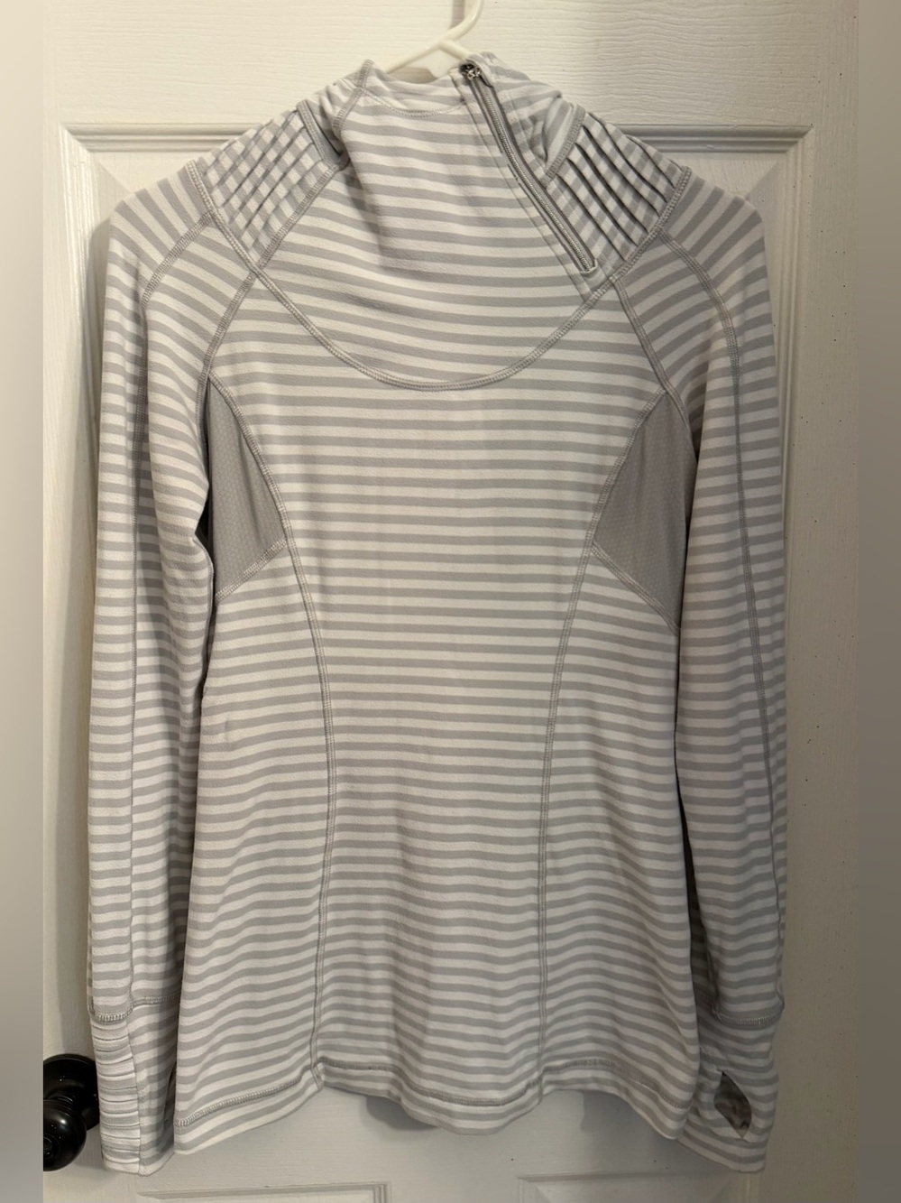 Lululemon Back On Track Pullover View 6